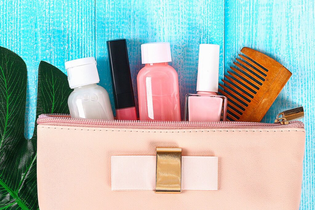 Are you tired of having your toiletries all over the place? Here are aesthetic ways to organize your toiletries.