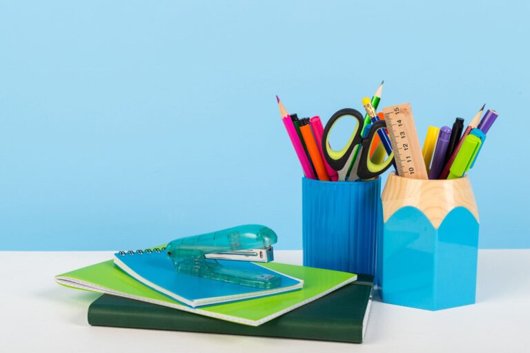 7 Amazing Stationery Organization Ideas and Organizers for an aesthetic study desk